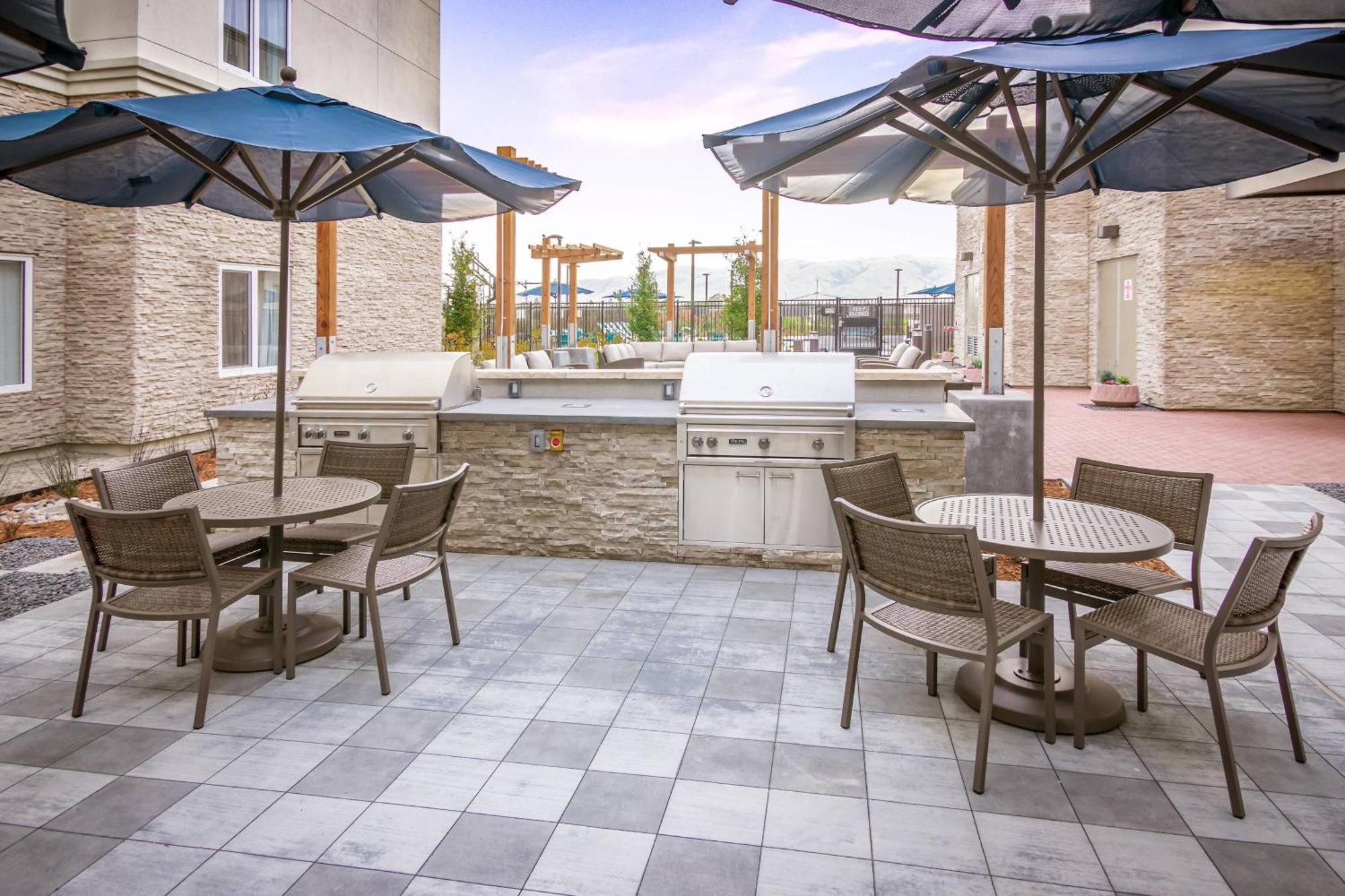Fairfield Inn & Suites By Marriott San Jose North/Silicon Valley מראה חיצוני תמונה